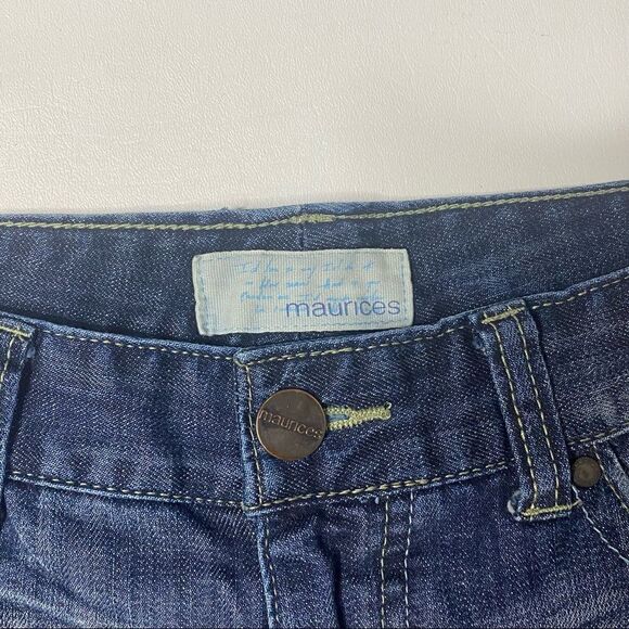 Maurice’s | Factory Distressed Denim Ashlyn Boot Capri’s - Picture 3 of 7